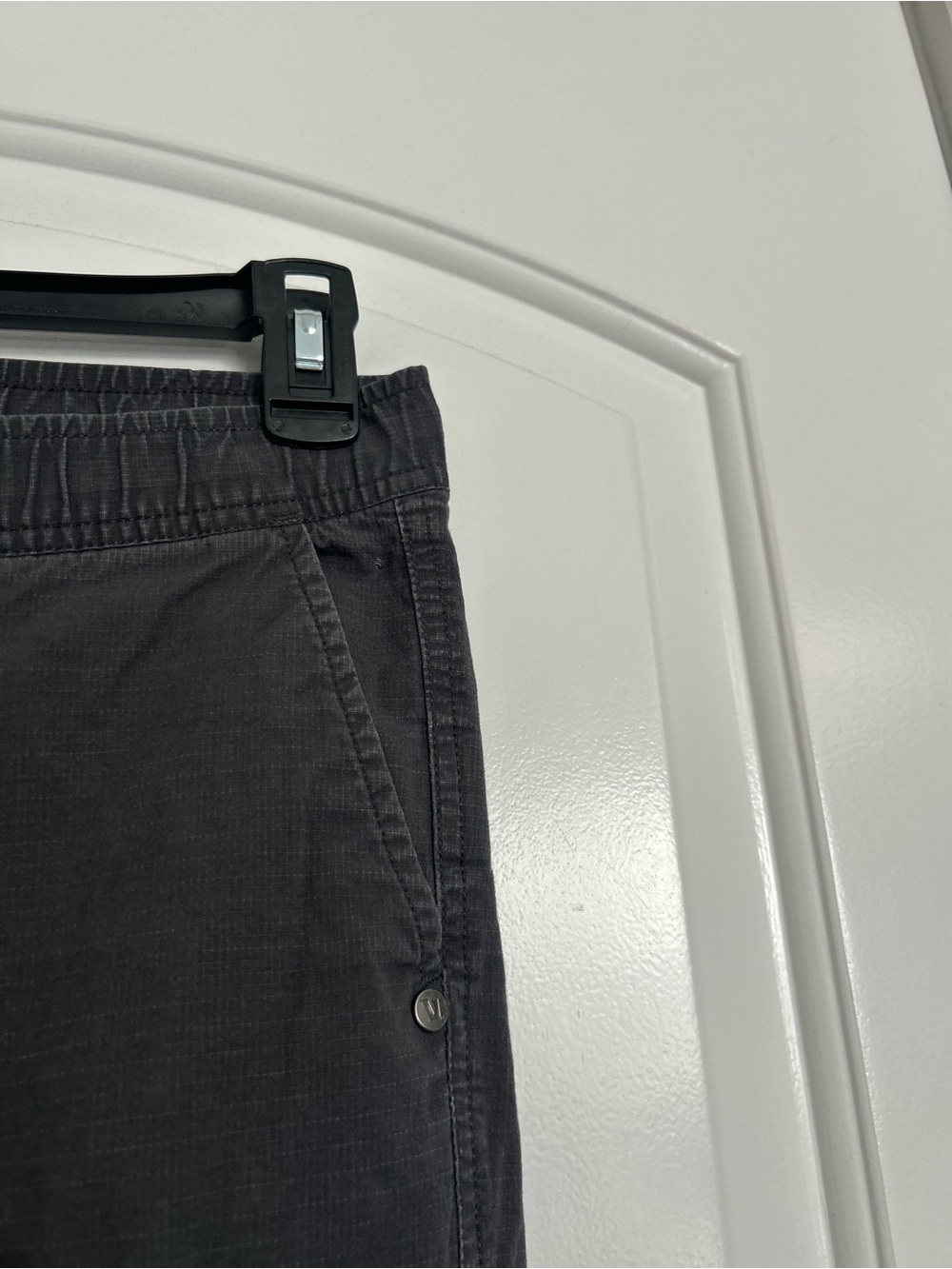 Vuori Women’s Ripstop Pant Charcoal Gray Size S Athleisure Hiking Gorpcore Chic - Picture 10 of 14